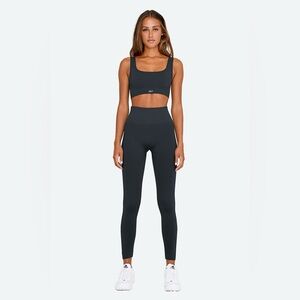 SET ACTIVE Sculptflex Legggings